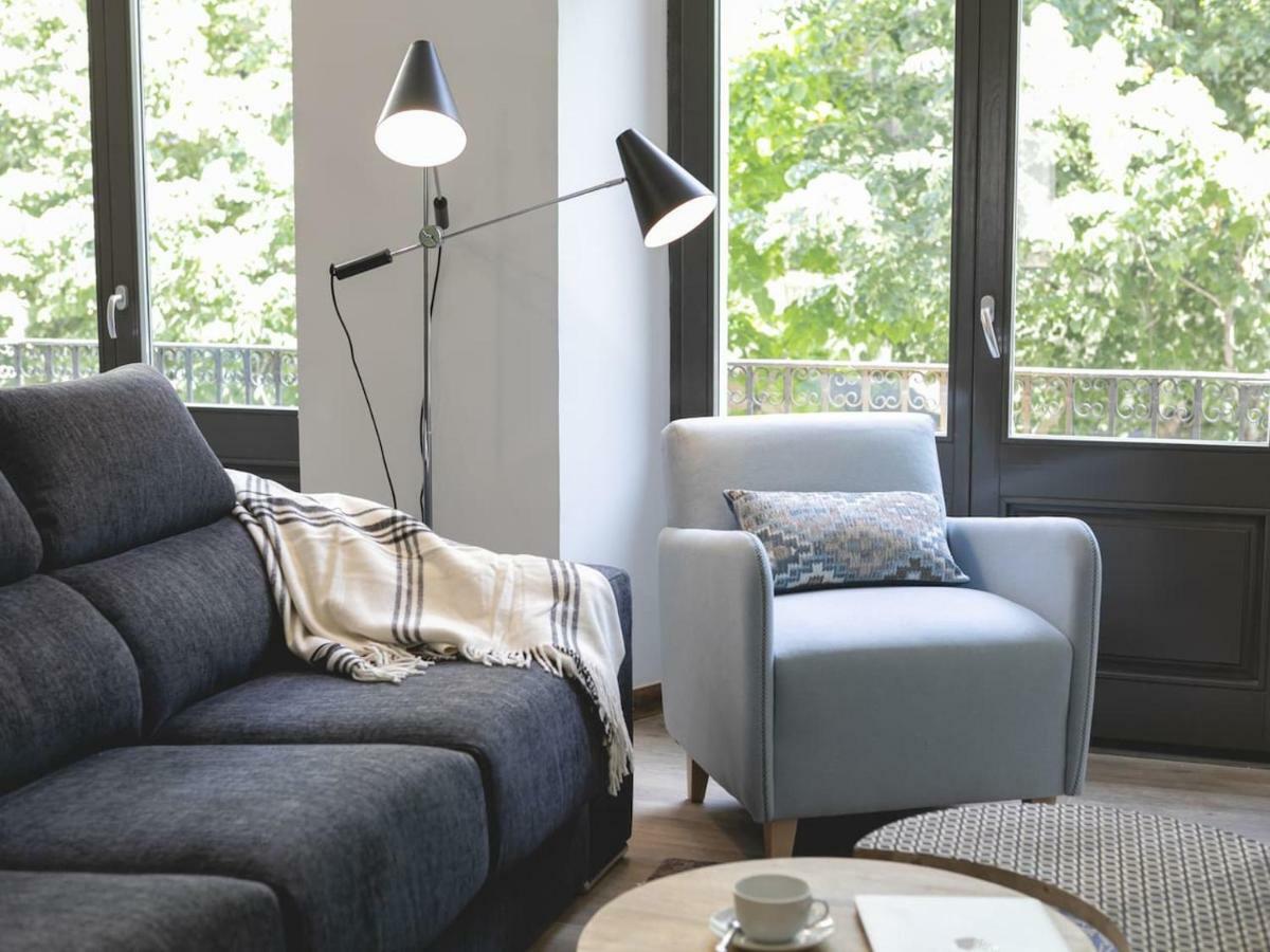 Bravissimo Rambla Eiffel Bridge 2 Apartament *